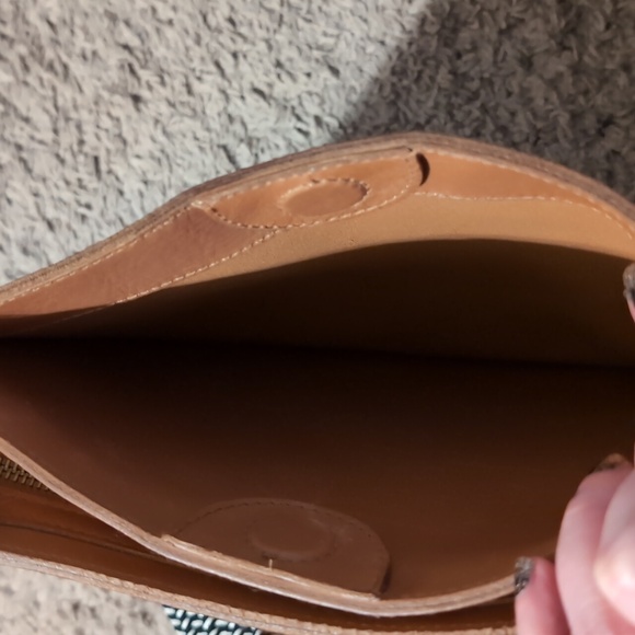 Madewell Crossbody Purse - Picture 5 of 7